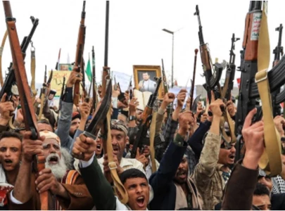 houthis widen war as gulf talks stall