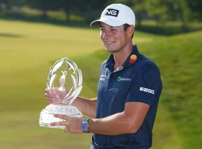 hovland beats mccarthy in playoff to win pga memorial