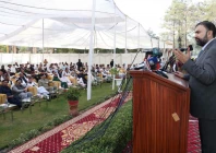 balochistan chief minister mir sarfraz bugti speaks at a flag hoisting gathering organized on the balochistan assembly lawns to mark pakistan s 79th independence day photo via x