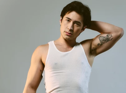 hudson williams responds to deuxmoi rumors about heated rivalry