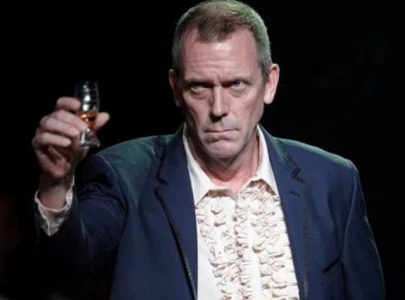 hugh laurie had the perfect response to a viral takedown of house
