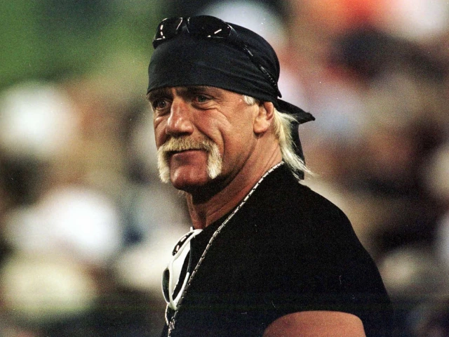 internet erupts with tributes as hulk hogan leaves the ring for good internet erupts with tributes as hulk hogan leaves the ring for good