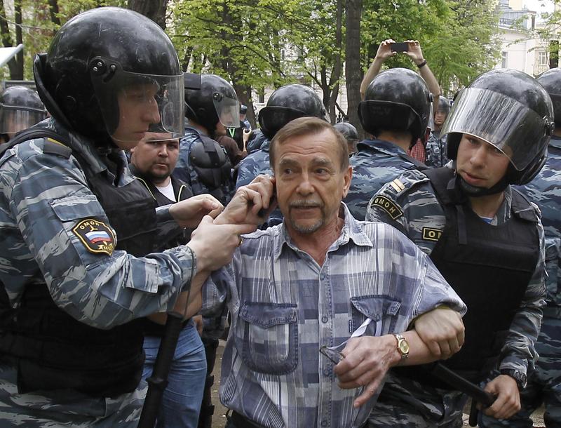 human rights activist lev ponomaryov photo reuters