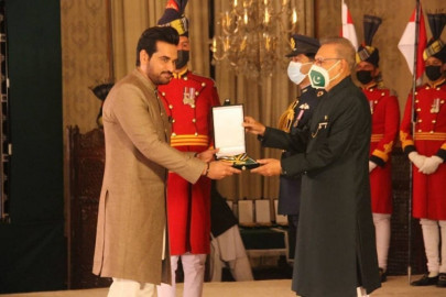 khalilur rehman qamar lauds humayun saeed on civil award