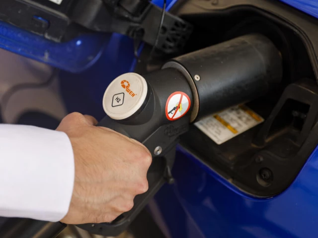 advocates of hydrogen hope it can be produced and used on a large scale in transport and heavy industries photo afp advocates of hydrogen hope it can be produced and used on a large scale in transport and heavy industries photo afp