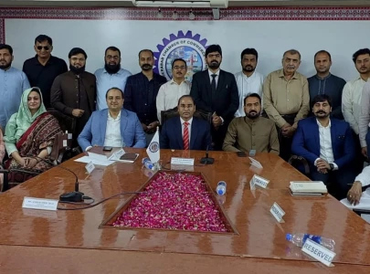 traders clash over control of hcci