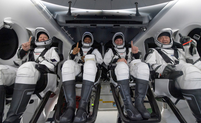 nasa astronauts shannon walker left victor glover mike hopkins and japan aerospace exploration agency jaxa astronaut soichi noguchi react inside the spacex crew dragon resilience spacecraft onboard the spacex go navigator recovery ship shortly after having landed in the gulf of mexico off the coast of panama city florida us may 2 2021 photo reuters nasa astronauts shannon walker left victor glover mike hopkins and japan aerospace exploration agency jaxa astronaut soichi noguchi react inside the spacex crew dragon resilience spacecraft onboard the spacex go navigator recovery ship shortly after having landed in the gulf of mexico off the coast of panama city florida us may 2 2021 photo reuters