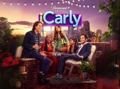 miranda cosgrove hints at potential icarly movie to wrap up revival s cliffhanger ending miranda cosgrove hints at potential icarly movie to wrap up revival s cliffhanger ending