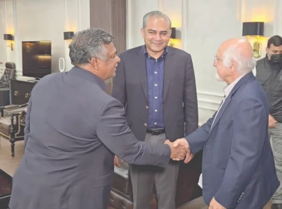 icc steps in to resolve pakistan india wc row