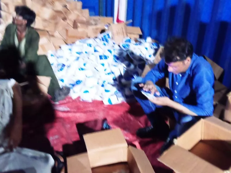 timely action by pakistan customs averted the threat of halting exports of pakistani products to australia photo express timely action by pakistan customs averted the threat of halting exports of pakistani products to australia photo express