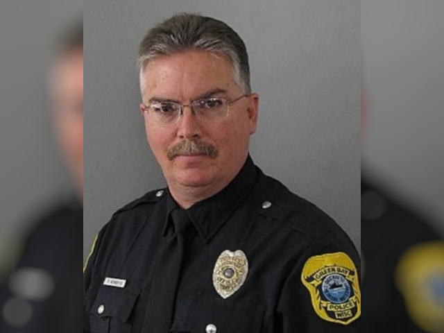 non citizen accused of killing green bay officer thomas roberts placed on ice hold non citizen accused of killing green bay officer thomas roberts placed on ice hold
