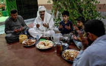 ramazan brings hindus and muslims closer in sindh s mithi