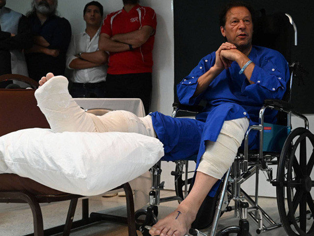 former pakistan prime minister imran khan speaks with reporters in lahore a day after he survived an assassination attempt photo afp