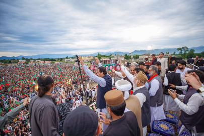 imran decries begging mission to qatar