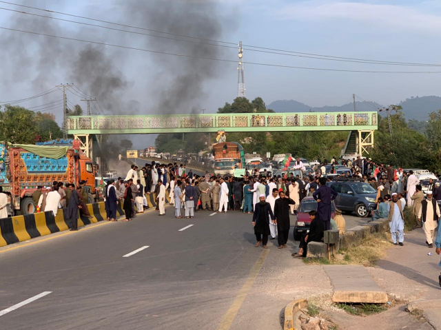 pti workers protest in rawalpindi photo express
