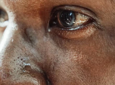 a whiff of tears reduces male aggression says study