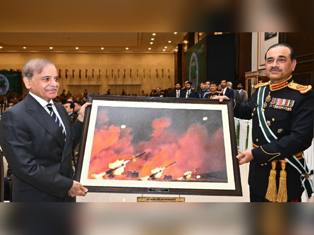 In pictures: Field Marshal Asim Munir hosts dinner to honour leadership and unity during conflict | The Express Tribune