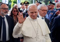 pope leo arrives at gemelli hospital ahead of the pontiff s surgery to remove a lung nodule in rome italy reuters