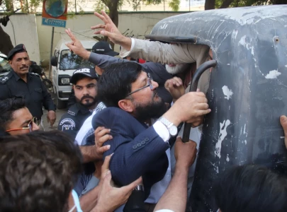 police detain ji leaders gda workers over protests in karachi