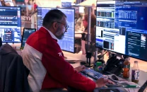 wall st recovers as us delays iran strike