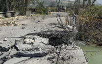 israel bombs bridges in south lebanon
