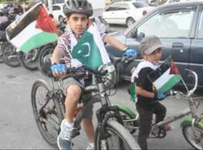 cyclists rally across karachi in solidarity with palestine