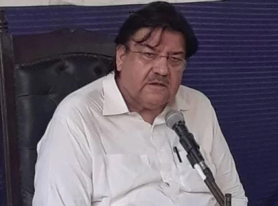 pml f slams govt after mysterious disease kills 9 kids