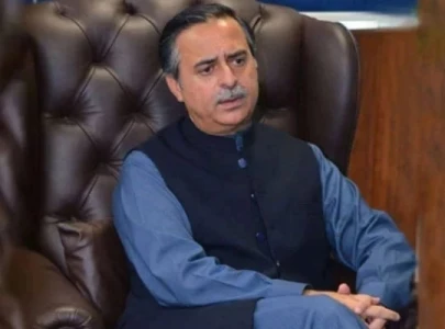 minister urges rice exporters to target 10b