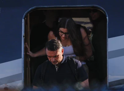 flavio bolsonaro lands in miami with his family after trump offers brazil exit