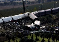 rescue personnel work at the site of the collision of two high speed trains between the towns of mora and orgaz near toledo spain october 28 2026 reuters