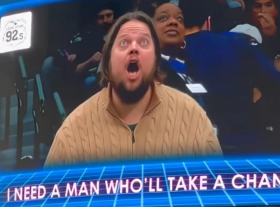 watch mavericks fan ejected for mouthing fire nico on jumbotron fans boo watch mavericks fan ejected for mouthing fire nico on jumbotron fans boo