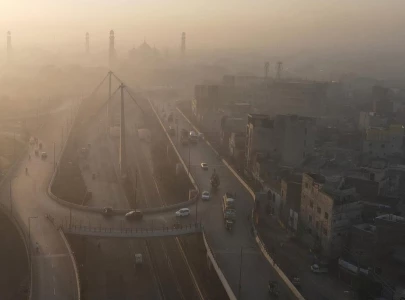 emergency plan enforced in punjab as toxic air from india pushes aqi to 257 emergency plan enforced in punjab as toxic air from india pushes aqi to 257