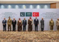 a group picture of participants in the emergency meeting of the strategic political and defense committee of the makkah alliance for defence held in riyadh on monday mofa