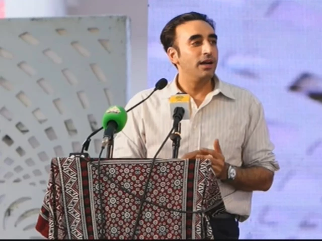 PPP urges PTI to return to political engagement, says governor's rule in K-P would be 'atomic bomb'