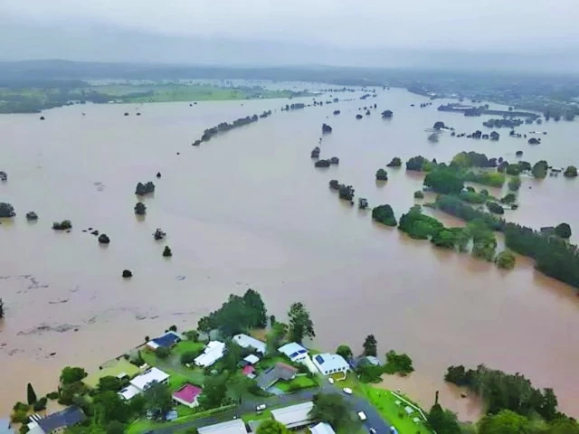 Floods to famine: how 2025 could trigger economic crisis | The Express Tribune