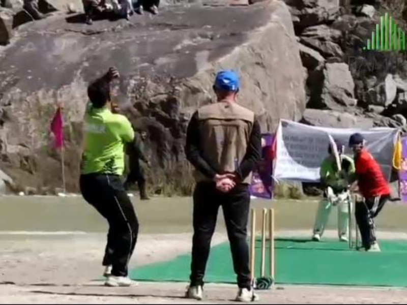 the world s highest natural stadium of pissan nagar in gilgit baltistan hosted the inaugural rakaposhi cricket tournament on october 3 2023 screengrab