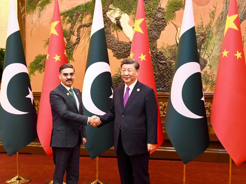 caretaker prime minister anwaar ul haq kakar on thursday met with chinese president xi jinping at the great hall of people on the sidelines of the third belt and road forum emphasizing the importance of steady pace of china pakistan economic corridor cpec photo app