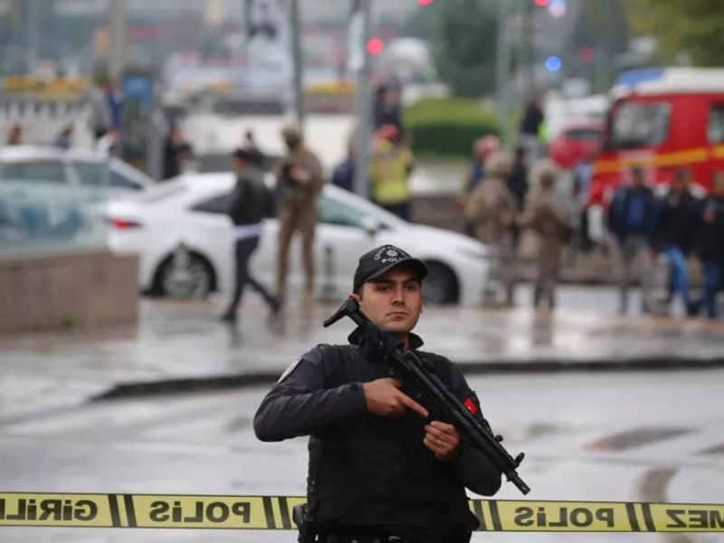 turkey steps up strikes on militants as conflict escalates in syria