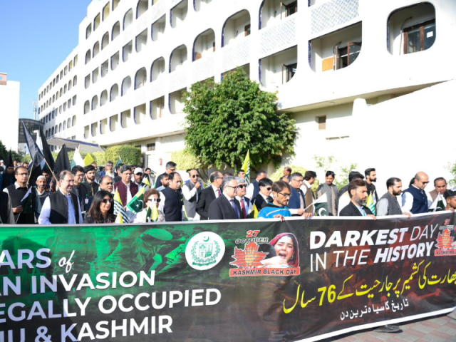 pakistan observes 76th anniversary of india s occupation of jammu and kashmir as black day on october 27 2023 photo app