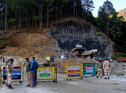 drilling to rescue 40 men trapped in indian tunnel halted after snag
