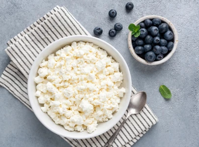 cottage cheese is trendy again but is it healthy everyone on tiktok says so cottage cheese is trendy again but is it healthy everyone on tiktok says so