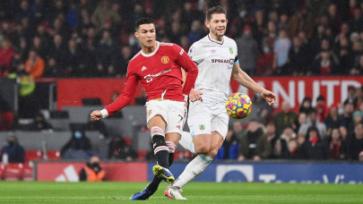 man utd cruise past burnley man utd cruise past burnley