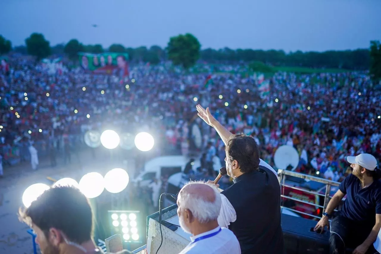 ppp pledges support to pml n in punjab by polls ppp pledges support to pml n in punjab by polls