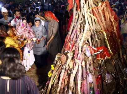holi celebrations start across sindh holi celebrations start across sindh