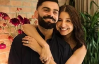 anushka sharma reacts to virat kohli s performance in ct clash with pakistan