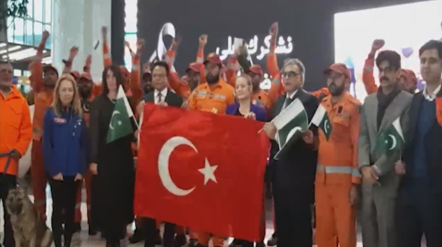 the urban search and rescue usar squad from pakistan comprised a 33 member pakistan army usar team and 53 member rescue 1122 team photo express the urban search and rescue usar squad from pakistan comprised a 33 member pakistan army usar team and 53 member rescue 1122 team photo express
