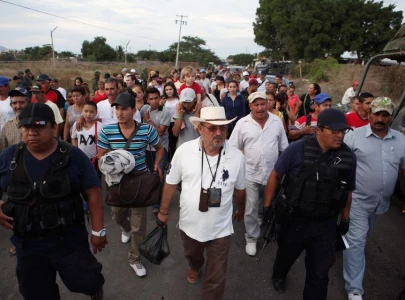 prominent mexican vigilante leader slain in violent attack