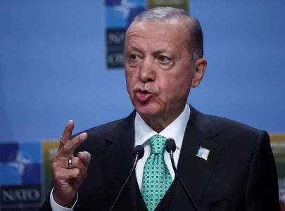 turkiye s erdogan signs 50 billion in deals during uae visit