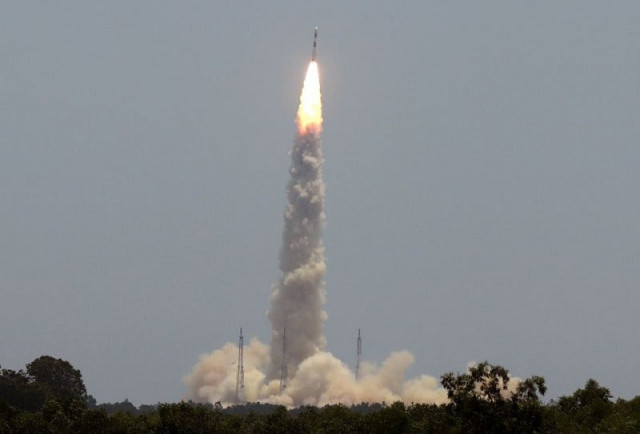india s pslv c57 blasts off carrying the aditya l1 spacecraft from the satish dhawan space centre at sriharikota india september 2 2023 photo reuters india s pslv c57 blasts off carrying the aditya l1 spacecraft from the satish dhawan space centre at sriharikota india september 2 2023 photo reuters