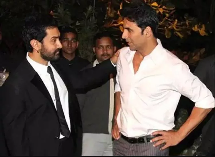 aamir khan praises akshay kumar s performance in laxmmi bomb aamir khan praises akshay kumar s performance in laxmmi bomb